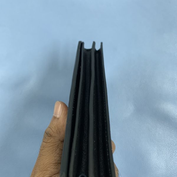 Double Mobile chamber Magnetic lock Long Wallet - Image 6